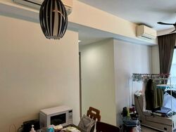 The Palette (D18), Condominium #556091621